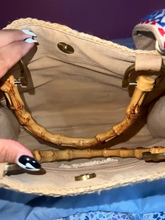 GOOD THINGS ARE COMING POSITIVITY TOP HANDLE TOTE - Picture 6 of 6